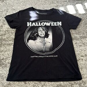 John Carpenter’s Halloween Laurie Strode glow in the dark tee size small